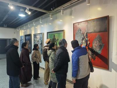 第六屆山西省漆畫(huà)展在美術(shù)學(xué)院開(kāi)展 推動(dòng)文化藝術(shù)交流與策劃融合